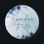 Blue Flowers Baby shower oma te worden Ronde Button 7,6 Cm<br><div class="desc">Blue Flowers Baby shower Oma To Be knop. Overeenkomende objecten beschikbaar.</div>