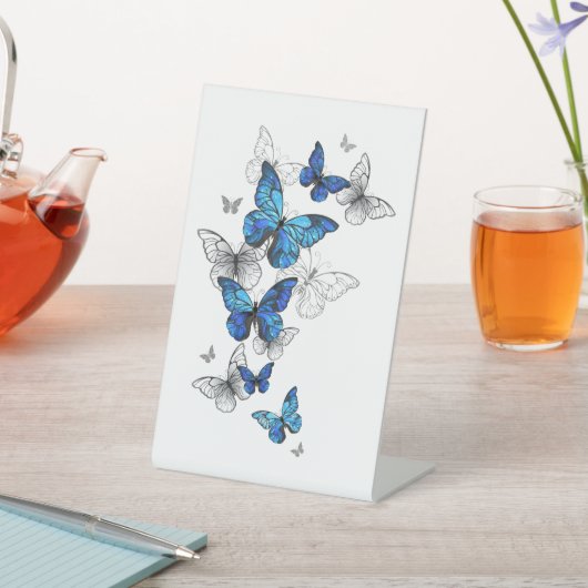 Blue Flying Butterflies Morpho Reclamebord Met Voetstuk (Insitu)