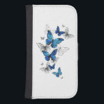 Blue Flying Butterflies Morpho Galaxy S4 Portefeuille Hoesje<br><div class="desc">Vliegende Blauwe Butterflies morpho en witte vlinders op een lichte abstracte achtergrond. Morpho. Ontwerp met blauwe vlinders morpho.</div>