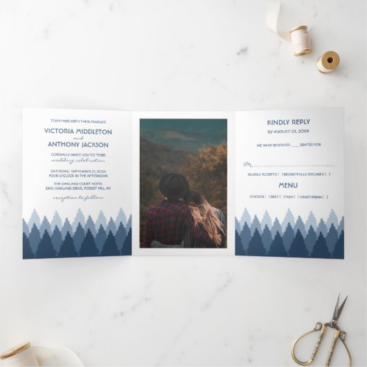 Blue Forest Range Woodland Wedding Suite Drieluik Uitnodiging (Binnen)