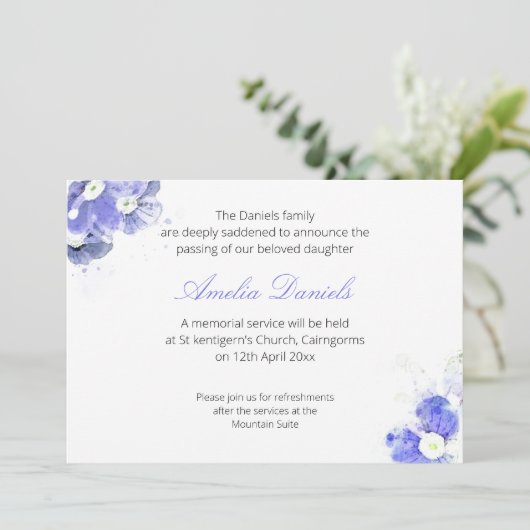 Blue Forget-me-not Begrafenis Aankondiging Kaart (Staand voorkant)