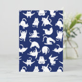 Blue Funny Cat in Yoga-sport Feestdagenkaart (Staand voorkant)