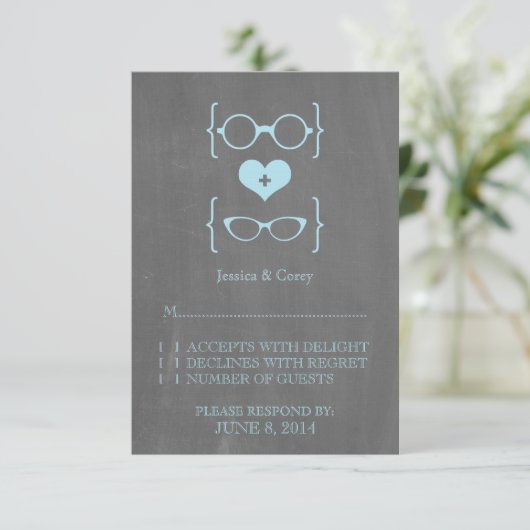 Blue Geeky Glasses Chalkboard Response Kaart (Staand voorkant)