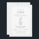 Blue Gekke Goose eerste verjaardag Kaart<br><div class="desc">Vier de eerste verjaardag van je baby met een moderne twist op het klassieke gekke ganzenthema! Deze blauwe uitnodiging is voorzien van gewaagde typografie, een speelse lay-out en een leuke ganzenillustratie voor een strakke en eigentijdse look. Ideaal voor luchtige, unieke feesten die show van de gekke kant van je kleintje....</div>