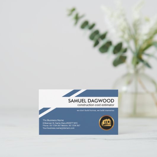 Blue Geometric Layer Gold Building Cost Estimator Visitekaartje (Staand voorkant)