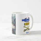 Blue Ghost Blues die de mok van ville controleert (Voorkant rechts)