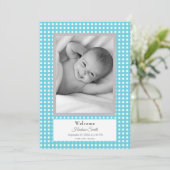 Blue Gingham Baby Boy Aankondiging Kaart (Staand voorkant)