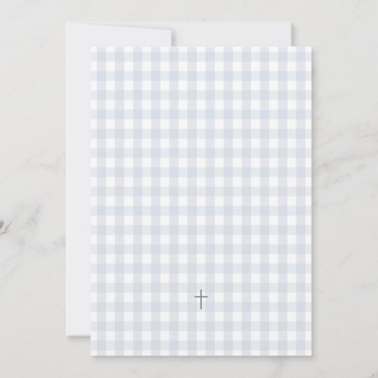 Blue Gingham Baptism Christening Cross Uitnodiging (Achterkant)