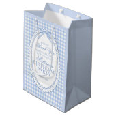 Blue Gingham Coquette Bow Birthday Party Favors Medium Cadeauzakje (Achterkant Gekanteld)