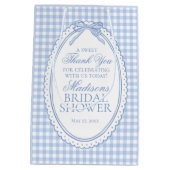Blue Gingham Coquette Bow Bridal Shower Favors Medium Cadeauzakje (Achterkant)