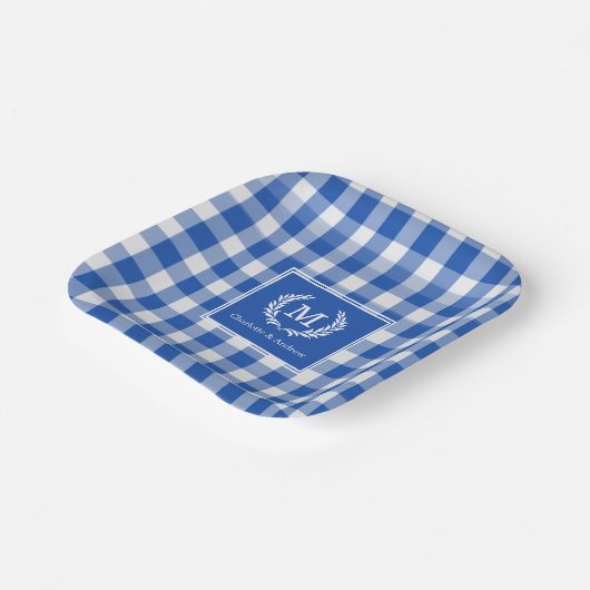 Blue Gingham Monogram Crest Custom Papieren Bordje (Gebogen)