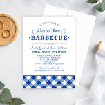 Blue Gingham Wedding Rehearsal Dinner Barbecue Kaart<br><div class="desc">Een rustige moderne trouwrepetitie-uitnodiging voor een casual BBQ-bijeenkomst in de achtertuin. Diep koninklijk blauw en witte designkleuren met gingham-vlakpatroon.</div>