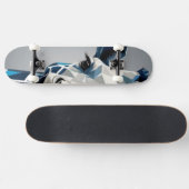 Blue Giraffe Skateboard (Horizontaal)