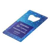 Blue Glitter Bachelorette Party Creditkaart Flessenopener (Voorkant Gekanteld)
