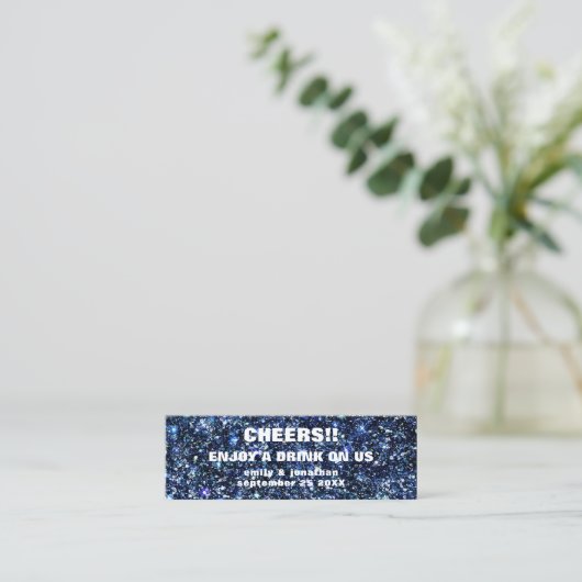 Blue Glitter Namen Datum Bruiloft Drink Ticket (Staand voorkant)