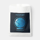 Blue Globe Passport Travel Baby Shower Bedankzakje (Voorkant)