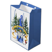 Blue Gnome Holiday wil Medium Cadeauzakje (Voorkant Gekanteld)