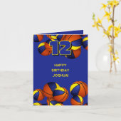 Blue Gold Basketballs Kinderen Verjaardag Kaart (Gele Bloem)