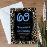 Blue Gold Leopard gekleurd zwart 60th Birthday Kaart<br><div class="desc">Klassieke blauw en gouden faux folie leopard print 60e verjaardag viering 5x7 uitnodigingen met zwarte grijze penseelrechthoekige bedekking. Een veiligheidsontwerp voor een gordelglas voor wilde dieren. U kunt de kleur van de zwarte abstracte verfvorm veranderen. Pas de kleur, de stijl en de grootte van het blauwe lettertype van het borstelscript...</div>