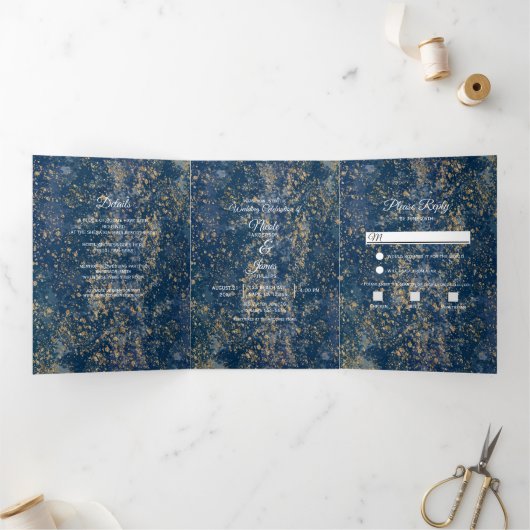 Blue Gold Splatter Modern Drivoudig Wedding Progra Drieluik Uitnodiging (Binnen)