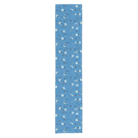 blue, gray and white polka dot abstract korte tafelloper (Voorkant)