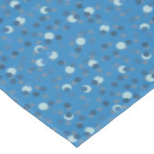 blue, gray and white polka dot abstract tafelkleed (Gekanteld)