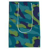Blue Green and Teal Camo Abstract Medium Cadeauzakje (Achterkant)