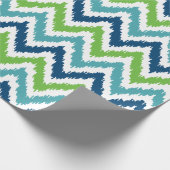 Blue Green Zigzags Ikat Pattern Cadeaupapier (Hoek)