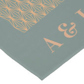 Blue Grey en Terracotta Pattern Monogram Wedding Medium Tafelloper (Hoek)