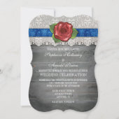 Blue Grey Rustic Wood Roos Wedding Invite Kaart (Voorkant)