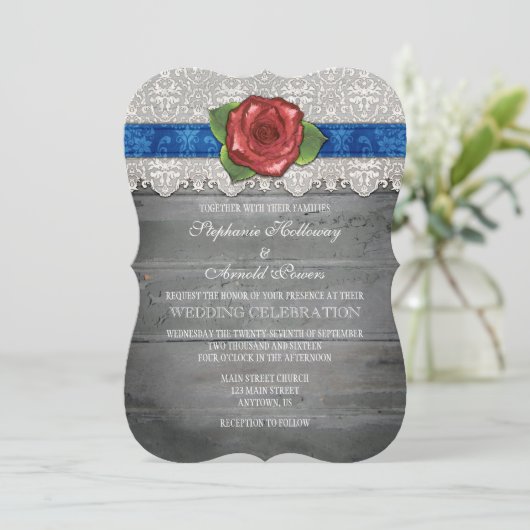 Blue Grey Rustic Wood Roos Wedding Invite Kaart (Staand voorkant)