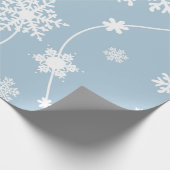 Blue Grey Snowflakes Winter Wonderland Holiday Cadeaupapier (Hoek)