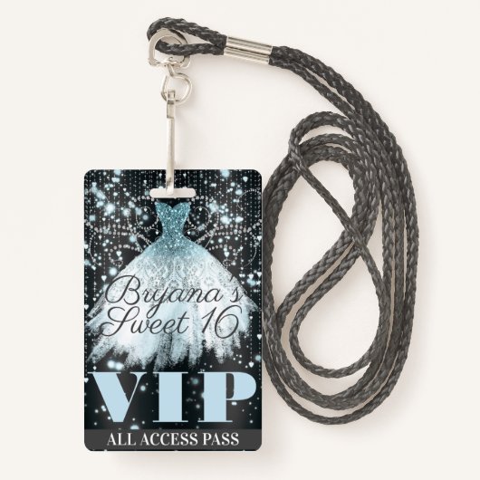 Blue Grey Sparkle Dress Sweet 16 VIP Pass Badge (Voorkant met draagriem)