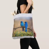 Blue Harmony: een moment van vreugde Tote Bag (Dichtbij)