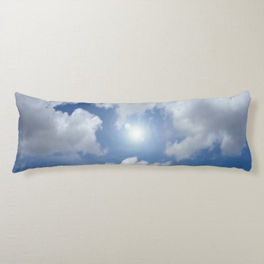Blue Heaven Clouds + jouw ideeën Lichaamskussen (Voorkant)