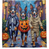 Blue Heeler Dogs Trick-or-Treating in Halloween Co Douchegordijn (Voorkant)