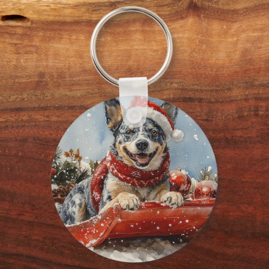 Blue Heeler Hond in Sledge Laat het Sneeuw Kerstmi Sleutelhanger (Voorkant)