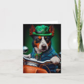 Blue Heeler-hond rijdt op fiets St. Patrick's Day Kaart (Voorkant)