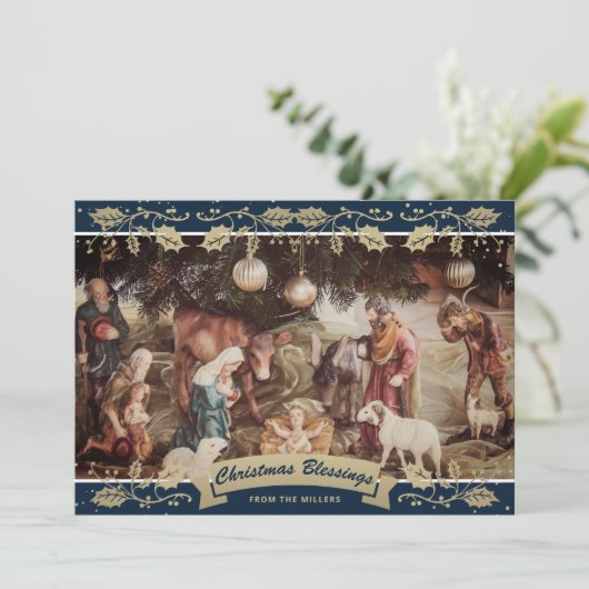 Blue Holly Natitivity Scene Christelijke kerst Feestdagenkaart (Staand voorkant)