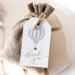 Blue Hot Air Ballon Baby shower Hartelijk dank Cadeaulabel<br><div class="desc">Zeg een speciale dank aan uw gasten van het baby shower met deze gunstmarkeringen,  die een waterverf hete luchtballon en goudtypografie bevatten.</div>