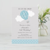 Blue Hot Air Ballon Verjaardag Uitnodiging (Staand voorkant)