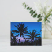 Blue Hour Bliss: Silhouet palmbomen Briefkaart (Staand voorkant)