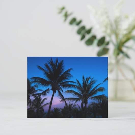 Blue Hour Bliss: Silhouet palmbomen Briefkaart (Staand voorkant)