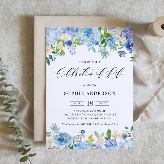 Blue Hydrangea and Ivory Rose Celebration of Life Kaart
