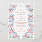 Blue Hydrangea and Pink Rose Floral Garden Wedding Folie Uitnodiging (Voorkant)