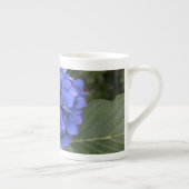 Blue Hydrangea Bone China Mok (Rechts)