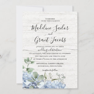 Blue Hydrangea en Greenery Barn Wood Wedding Invi Kaart