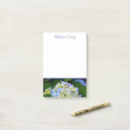 Blue Hydrangea Floral Post-it® Notes (Op bureau)