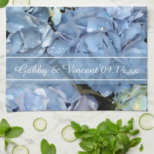 Blue Hydrangea Floral Wedding Save the Date Theedoek (Gevouwen)