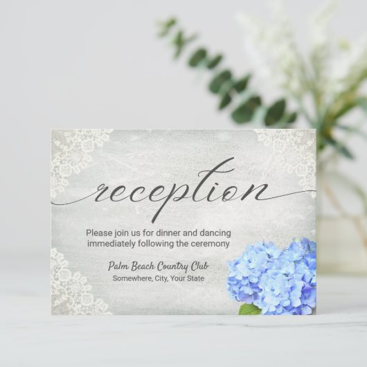 Blue Hydrangea Floral White Lace Reception Kaart (Staand voorkant)
